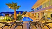 Kalkan 4 Bedroom Villa - B&B Kalkan