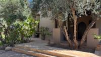 VILLA DAR ZEITOUN by Palais Celoa - Bed and Breakfast Marrakesh