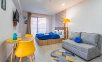 Apartment mit Balkon