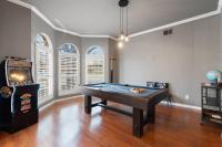Heated Pool PoolTable HotTub Sleeps 16 Renovated - B&B McKinney