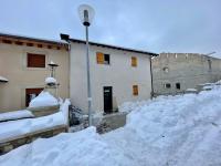 Charmant duplex, 110m2, 7 minutes des pistes, 8 couchages, belle vue sur les montagnes, cheminée - B&B