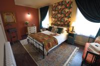 Samuels' a duplex apartment by Spires Accommodation in Lichfield City Centre - B&B Lichfield