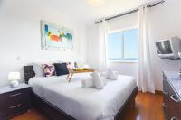 Apartamento con balcón
