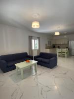 Villa Nikos Gialos - Chambres d’hôtes Karousádes