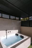 סויטת גן עם גקוזי יש מקלט ליד הדירה - Chambres d’hôtes Qiryat Motsqin