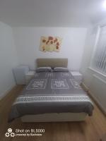 Lovely house for family & group - B&B Wyken