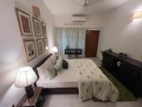Chambre Lit King-Size avec Balcon