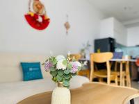 Bcons Garden Apartment View Landmark 81 - Ferienwohnung Dĩ An