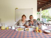 White Villa - Homestay - Bed and Breakfast Tangalle