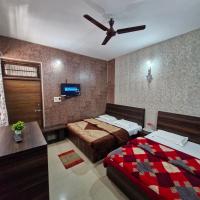 Quadruple Room with Private External Bathroom
