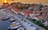 Beautiful villa Stupenda with whirlpool in Porec - B&B Montižana