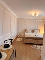 The Monarch Residential 6 - B&B Lisaura