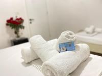 Triple Room with Next Door Private Bathroom with Shared Kitchenette and Sea View Terrace