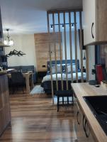 студио Е 13 - B&B