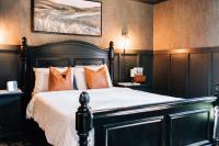 Moody Blues Studio Perfect For Work Or Romance - B&B