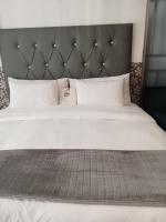 MAU Family ROOM - B&B Krugersdorp