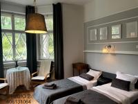 Estudio con vistas al jardín