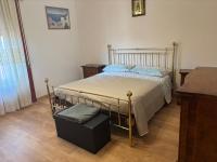 Two-Bedroom Deluxe Apartment with Balcony