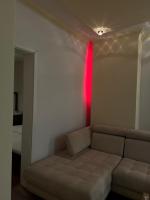 Maison De Rozi Apartment - Ferienwohnung Pristina