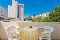 Apartmani Marica i Ivo 3 - Bed and Breakfast Makarska