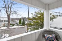 Apt in heart of DT Saugatuck river views from balc - Chambres d'hôtes Saugatuck