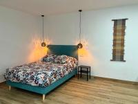 Studio with Sofa Bed