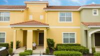 8937 Paradise Palms 4BR Townhome with Private Pool near Clubhouse - Bed and Breakfast Kissimmee