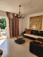 Villa Alisa - Bed and Breakfast Dobra Voda