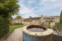 Two Trees, by Birch Stays - Chambres d’hôtes Hetton