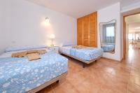 Marea Atlantic - Sea View and next to Playa del Reducto By Lanzarote Vacation Homes - Chambres d'hôtes Arrecife