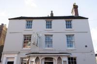The Coach House at the Raven Hotel in Much Wenlock by PureStay - B&B