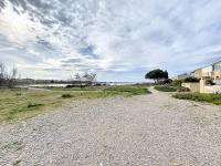 Joli T2, à 400m à pied de la mer - Piscine privée - B&B Gruissan