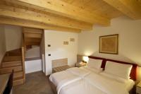 Appartamento con 1 Camera da Letto, Balcone e Vista Montagna 