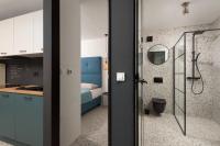 Doppelzimmer mit Balkon und Meerblick