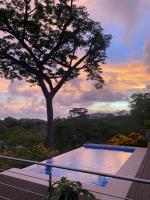 Private 3-Bedroom, 3,5-Bathroom Home With Amazing Ocean-Views In Playa Grande - B&B Playa Grande