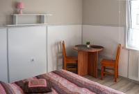 Dreibettzimmer mit Gemeinschaftsbad