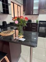 Cozy 2-bedroom apartment - B&B Gaborone