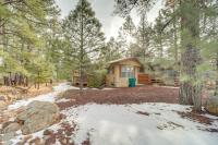 Near Hiking Trails Tranquil Cabin in Munds Park! - Chambres d’hôtes Munds Park