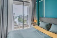 Two-Bedroom Deluxe Apartment with Balcony
