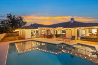 Off Grid Mountaintop Paradise Pool Spa and Games - B&B San Bernardino
