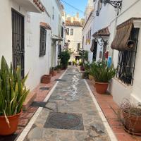 old town Charming retreat with sunny terrace - Bed and Breakfast Marbella