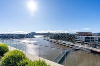 Comfy 2BA 2BR Kingston Foreshore Apartment - Hosted by Canstay - B&B