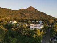 Loukaz -entire Rental Units W Panoramic Rooftop - B&B La Gaulette