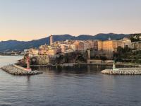 Casa Mare Bel Appartement, vue mer et vieux port Citadelle Bastia - Chambres d'hôtes Bastia