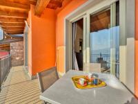 PANORAMIC LAKE ISEO VIEW HOUSE WITH POOL - free box car - Ferienwohnung