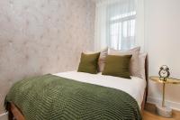 Studio #6 - Self Check-In - Plateau - St-Denis - B&B Montreal