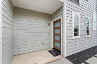 Modern 2BR l Pet-Friendly l Private Baths - Bed and Breakfast Dallas