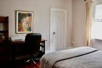 Craftsman Home in popular East Village - B&B Vancouver