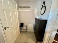 Family Home - High Street - B&B