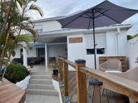 Chambre et Bungalow confort vue piscine - Ferienwohnung Baie-Mahault